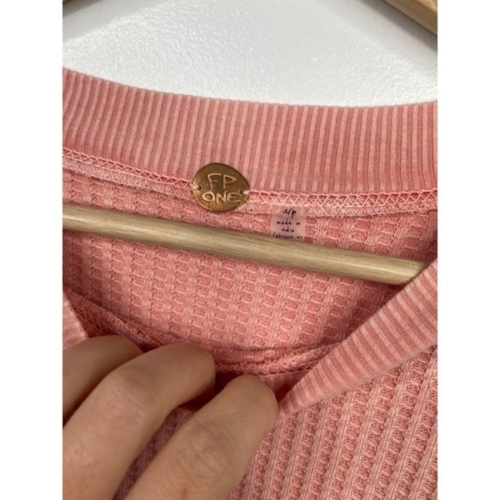 Free People Puff Sleeve Women's Tasha Thermal Top Pastel Pink Size: Small NWOT - Picture 4 of 7